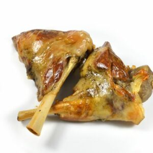 Jarrete de cordero asado en su jugo